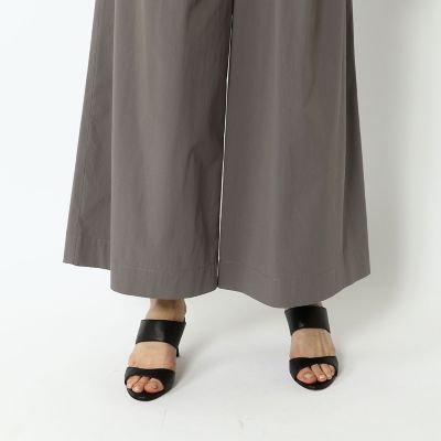 コットンナイロンタイプライター　タックワイドパンツ