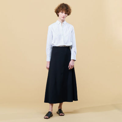 【新品タグ付き】TOMORROWLAND ロングスカート ライトダブルクロス フレアロングスカート | maison TOMORROWLAND