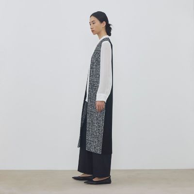ツートーンジャカード Vネックロングジレ | maison TOMORROWLAND
