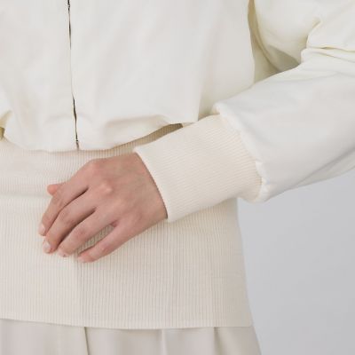 ポリエステルスムースダブルクロス　クロップドブルゾン