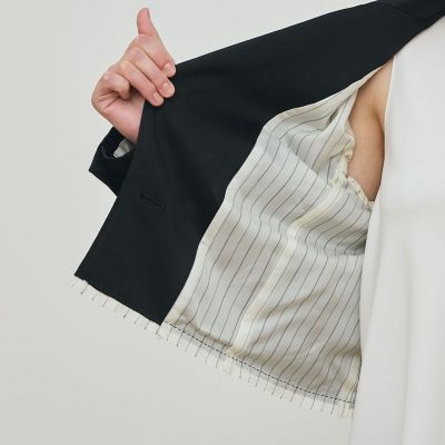 ベージュ サテン クロップドジャケット KELTY APPAREL公式】撥水インサレーション クロップドジャケット