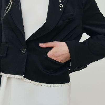 レーヨンサテン クロップドジャケット | maison TOMORROWLAND/メゾン