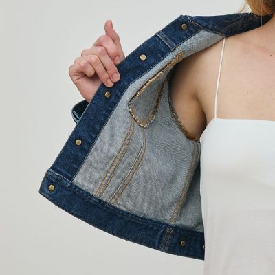 【予約商品９月中旬以降順次お届け】コンパクトストレッチデニム　ジャケット