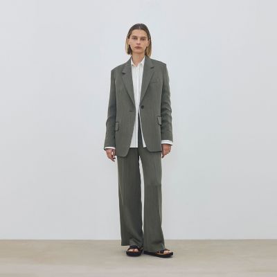 ハイツイストカルゼ ラウンドショルダーシングルジャケット | maison 
