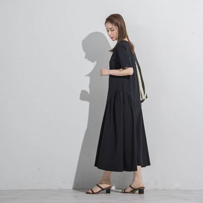 【すっぽり楽ちん】カットギャザーワンピース≪洗濯機で洗える≫
