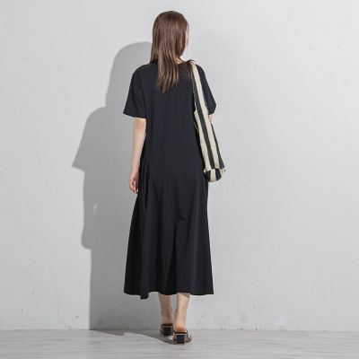 【すっぽり楽ちん】カットギャザーワンピース≪洗濯機で洗える≫