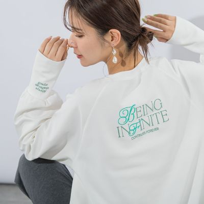 ＜VICKY（Women）＞【大人カジュアル】刺繍ダンボールプルオーバー《洗濯機で洗える》