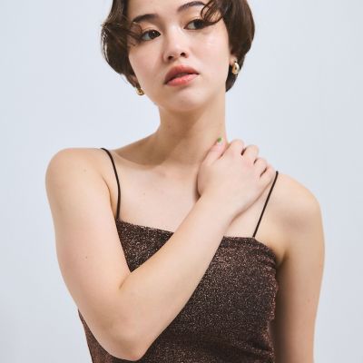 ＜VICKY（Women）＞カップ付きラメキャミソール≪手洗い可能≫
