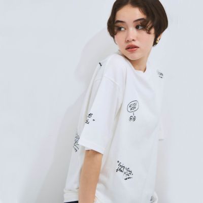 VICKY（Women）/ビッキー 落書き刺繍Ｔシャツ≪洗濯機で洗える≫