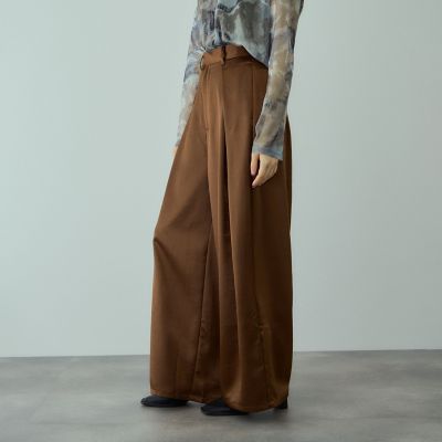 ヘビーサテンタックワイドパンツ≪手洗い可能≫ | VICKY (Women