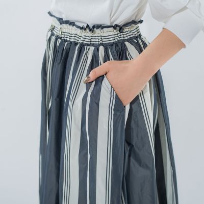 【ハリ感あってシワになりにくい】ウエストシャーリングスカート《手洗い可能》