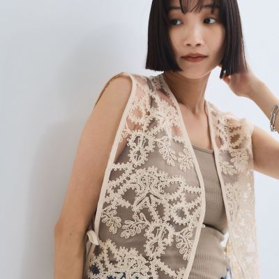 チュールシシュウスカラップベスト≪手洗い可能≫ | VICKY (Women