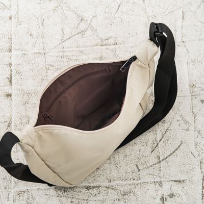 【アクティブなお出かけに】防水防汚ショルダーボディＢＡＧ