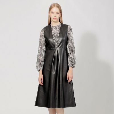 ＜EPOCA (Women)＞フェイクレザー　ジャンパースカート