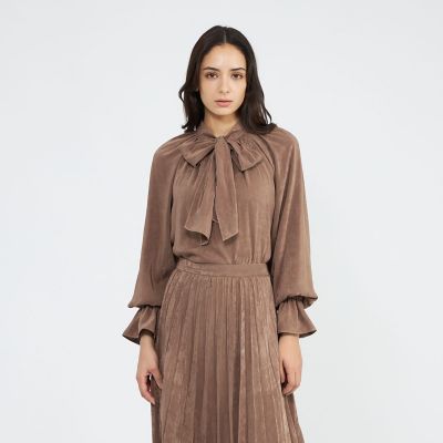 ＜EPOCA (Women)＞フィブリルサテン　ボウタイブラウス