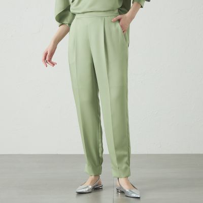 ＜CAST：＞【セットアップ対応／オンでもオフでも活躍】サテンジョッパーズパンツ