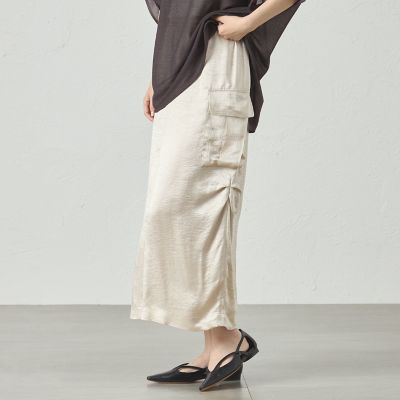 ＜CAST：＞【着回し抜群】カーゴディテールサテンスカート