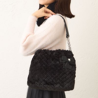 ダイヤ柄フェイクファー ショルダーバッグ | TO BE CHIC (Women