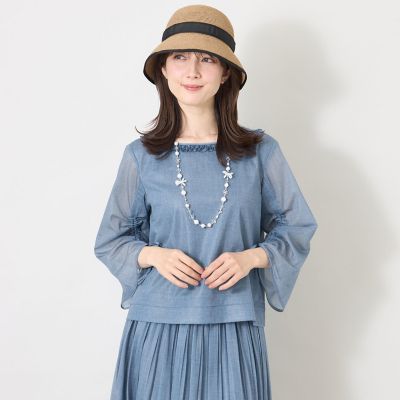 ＜TO BE CHIC (Women)＞デニムプリント　フリルボートネックブラウス