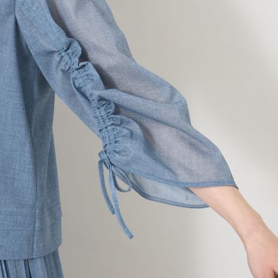 デニムプリント フリルボートネックブラウス | TO BE CHIC (Women