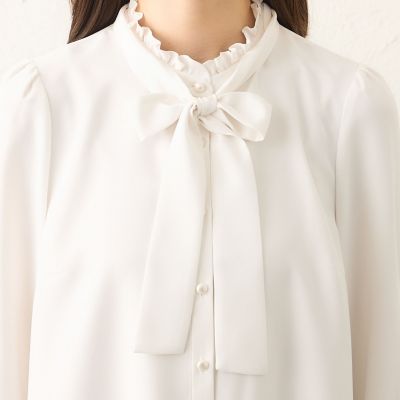 バックサテンジョーゼット ネックフリルブラウス | TO BE CHIC (Women