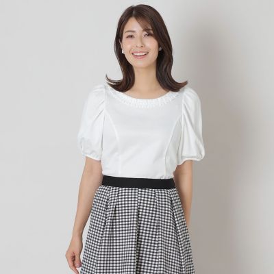 ＜TO BE CHIC (Women)＞タックリボン＆ビジューネック　カットソー