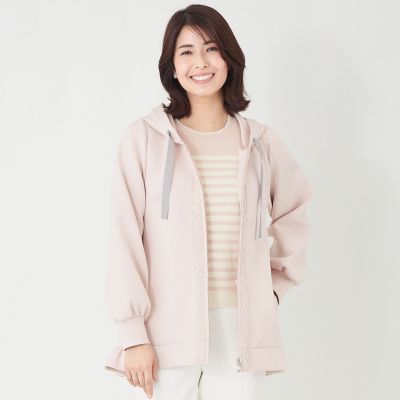 ＜TO BE CHIC (Women)＞ライトボリューム　フードパーカー