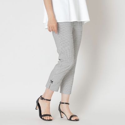 ＜TO BE CHIC (Women)＞ウインドウペン　スリムパンツ