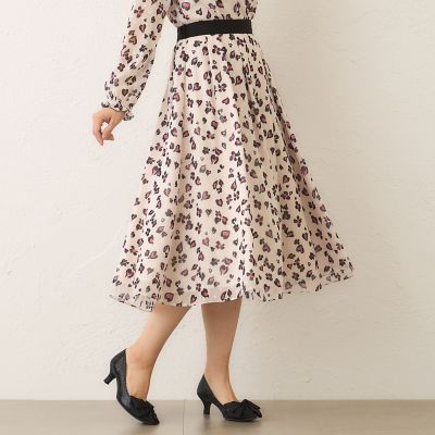 ＜TO BE CHIC (Women)＞アニマルフラワー　タックフレアスカート