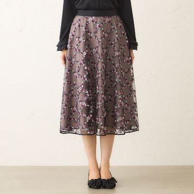 トゥービーシック　花柄刺繍フレアスカート 稀少44 フラワーチェック刺しゅう フレアスカート | TO BE CHIC (Women