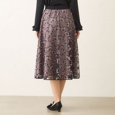 フラワーチェック刺しゅう フレアスカート | TO BE CHIC (Women