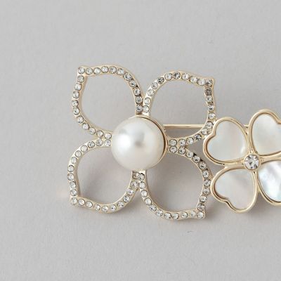 シェルフラワーブローチ | TO BE CHIC (Women)/トゥー ビー シック