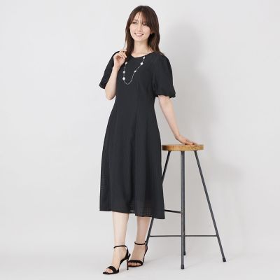 L】サテンサッカーライン ワンピース | TO BE CHIC L (Women/大きい