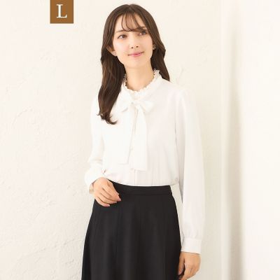＜TO BE CHIC L (Women/大きいサイズ)＞【Ｌ】バックサテンジョーゼット　ネックフリルブラウス