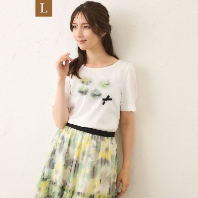 ＜TO BE CHIC L (Women/大きいサイズ)＞【Ｌ】ぼかしフラワーモチーフ　プルオーバー