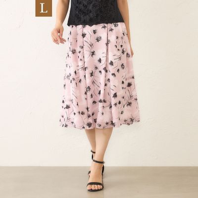 ＜TO BE CHIC L (Women/大きいサイズ)＞【Ｌ】ダブルフラワープリント　タックスカート