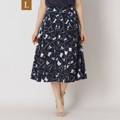 ＜TO BE CHIC L (Women/大きいサイズ)＞【Ｌ】セイルプリント　タックスカート