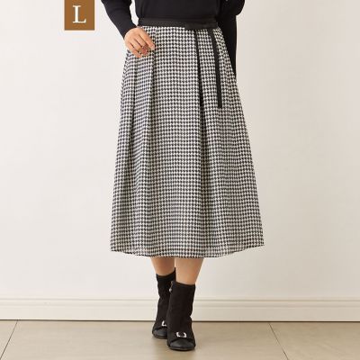 ＜TO BE CHIC L (Women/大きいサイズ)＞【Ｌ】ジョーゼット千鳥　タックスカート