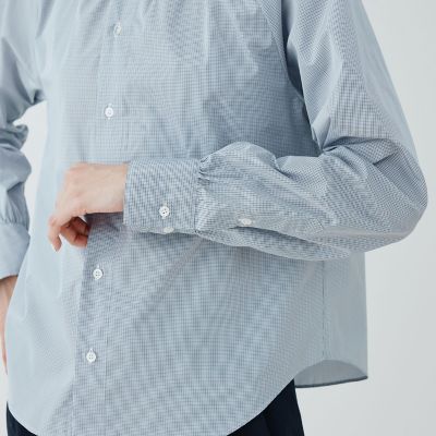ライトタフタ　ギャザーカラーブラウス