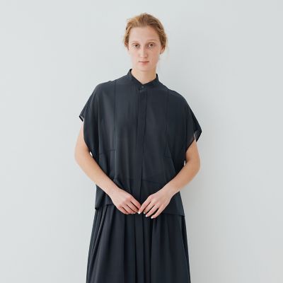 ライトシルクストレッチ　スタンドネックボックスシャツ
