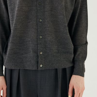 ウーステッドカシミヤ　ポロカラーカーディガン