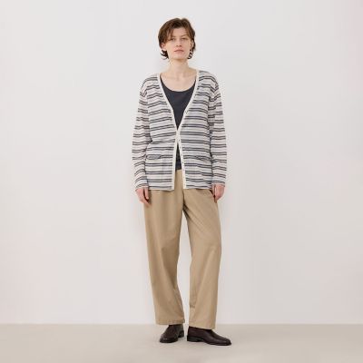 3度着用 ETRO カシミヤシルク Vネックニットカーディガン 3度着用 ETRO カシミヤシルク Vネックニットカーディガン - メルカリ