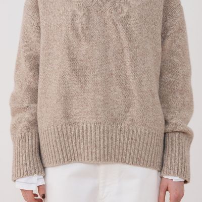 値下げ！新品未使用ギャルリーヴィー ファインウール Vネックプルオーバーニット ファインウール Vネックプルオーバー | GALERIE VIE (Women