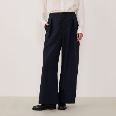 【予約商品１０月上旬以降順次お届け】ナイロンシルクタフタ　タックカーゴパンツ