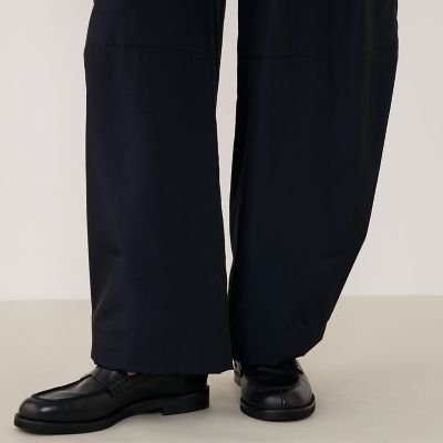 【予約商品１０月上旬以降順次お届け】ナイロンシルクタフタ　タックカーゴパンツ