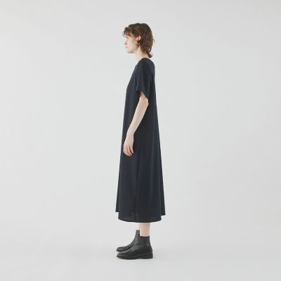ストレッチウーステッド　ハーフスリーブワンピース