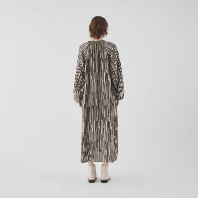 シルクハブタエプリント　パフスリーブワンピース
