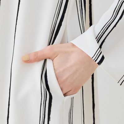 ドローイングラインプリント　クルーネックマキシワンピース