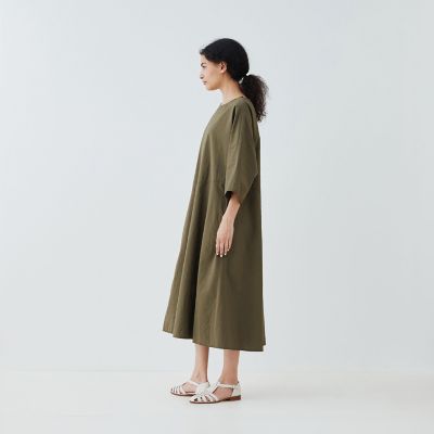 Vivienne REDLABEL ペルシャ猫 ドルマンスリーブワンピース ラミーコンパクト ドルマンスリーブワンピース | GALERIE VIE