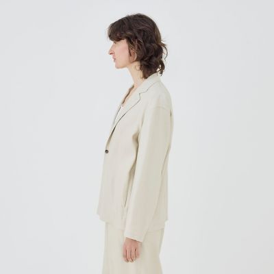 レーヨンリネンストレッチ ドロップショルダージャケット | GALERIE